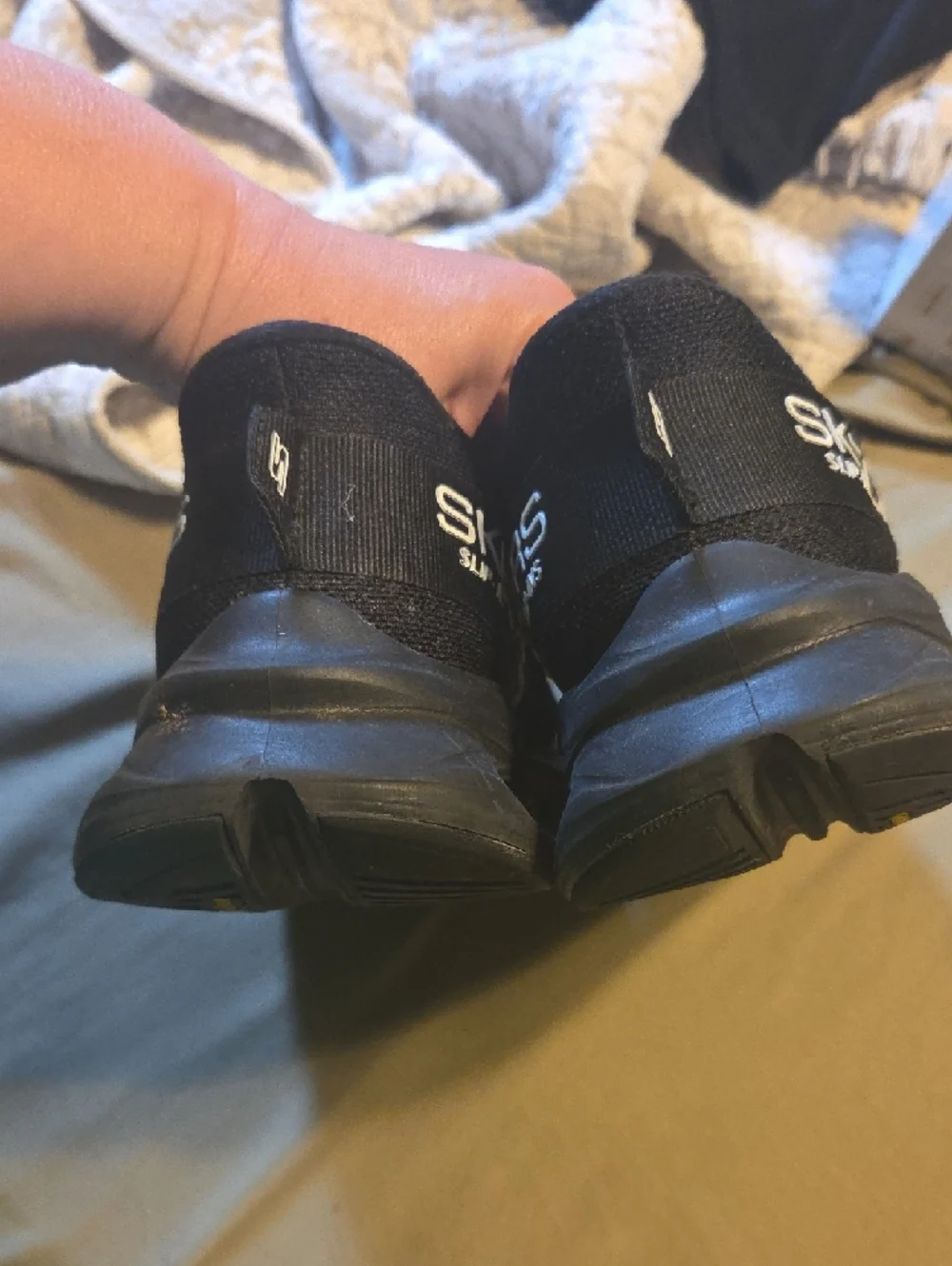 Skechers GOrun Men's Black‎ Athletic Running Shoes